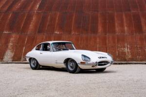 Afbeelding 3/46 van Jaguar E-Type 3.8 (1962)