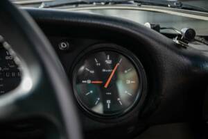 Bild 32/33 von Porsche 911 Carrera 2 (1990)