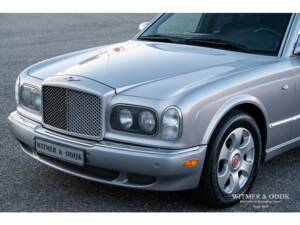 Immagine 9/26 di Bentley Arnage Red Label (2001)