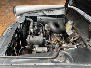 Image 31/34 de Peugeot 404 (1962)