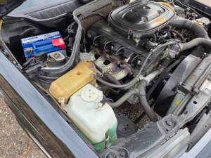 Bild 13/39 von Mercedes-Benz 190 E 1.8 (1992)