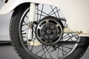 Image 37/50 of Moto Guzzi Galletto (1962)