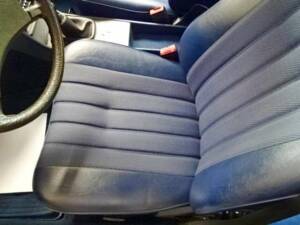 Bild 13/19 von Mercedes-Benz 240 D (1982)