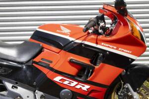 Image 16/25 de Honda DUMMY (1991)