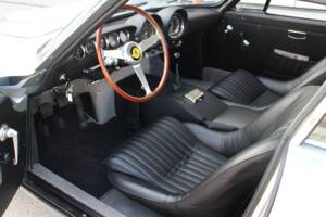 Bild 12/17 von Ferrari 250 GT/L Lusso (1964)