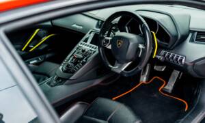 Image 4/47 de Lamborghini Aventador LP 700-4 (2013)