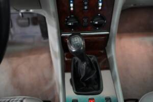 Image 11/15 of Mercedes-Benz 300 SL (1986)