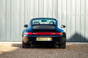 Image 17/93 de Porsche 911 Carrera (1994)
