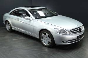 Image 8/30 of Mercedes-Benz CL 500 (2006)