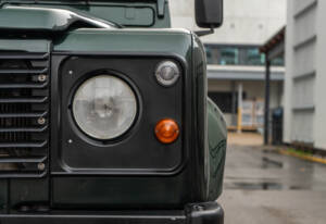 Bild 12/41 von Land Rover Defender 90 (1995)