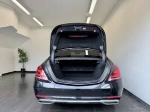 Image 12/30 of Mercedes-Benz S 350 d L (2018)