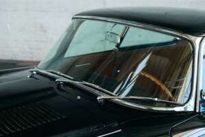 Image 9/50 de Jaguar E-Type (1970)