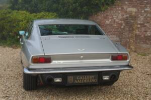 Bild 10/50 von Aston Martin V8 (1974)