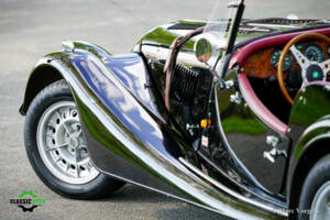 Image 50/54 of Morgan Plus 8 (1992)