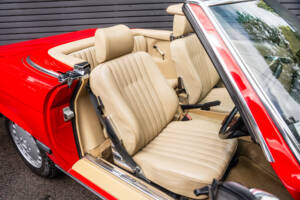 Image 40/59 of Mercedes-Benz 300 SL (1989)