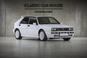 Image 47/93 of Lancia Delta HF Integrale Evoluzione I (1992)