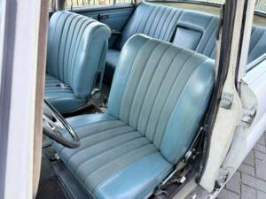 Bild 29/50 von Mercedes-Benz 230 (1968)