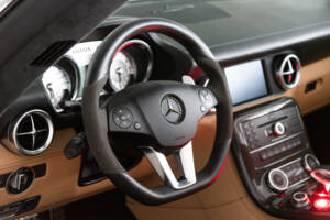 Image 33/59 de Mercedes-Benz SLS AMG Roadster (2012)