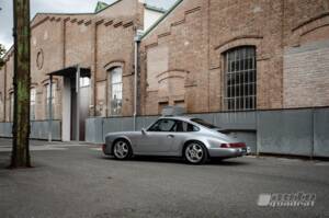 Bild 7/20 von Porsche 911 Carrera 4 (1991)