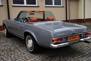 Afbeelding 11/38 van Mercedes-Benz 280 SL (1969)