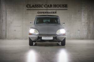 Image 9/92 of Citroën DS 23 Pallas (1975)