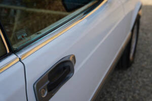 Image 8/50 of Mercedes-Benz 560 SEC (1987)