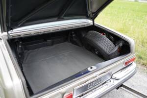 Afbeelding 48/89 van Mercedes-Benz 300 SEL 6.3 (1972)