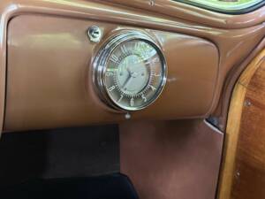 Bild 17/32 von Pontiac Streamliner (1948)