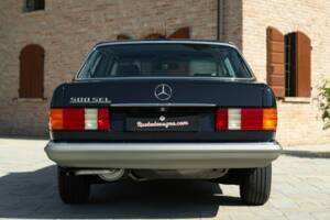 Image 8/50 of Mercedes-Benz 500 SEL (1985)