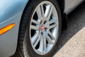 Bild 9/37 von Jaguar XKR (2003)