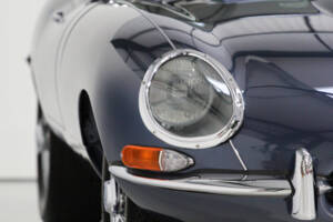 Bild 15/39 von Jaguar E-Type 4.2 (1966)