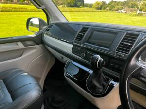 Imagen 14/57 de Volkswagen T6 Multivan 2.0 TDI (2019)