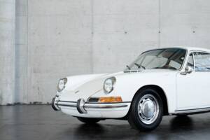 Immagine 2/50 di Porsche 912 (1966)