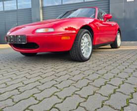 Image 4/56 de Mazda MX-5 1.8 (1995)
