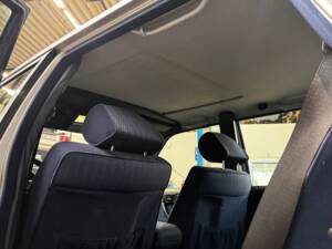 Bild 12/49 von Mercedes-Benz E 320 T (1993)