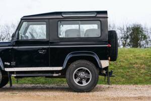 Immagine 36/50 di Land Rover Defender 90 Td5 (2002)