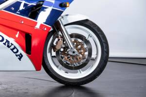 Bild 35/50 von Honda DUMMY (1989)