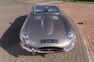 Immagine 3/8 di Jaguar E-Type 4.2 (1965)