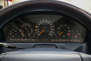 Bild 15/84 von Mercedes-Benz SL 320 (1996)