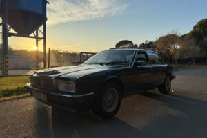 Image 3/40 of Jaguar Sovereign 3.6 (1989)