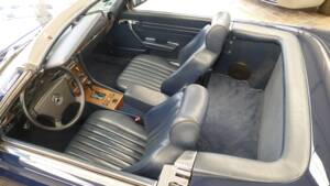 Image 16/22 de Mercedes-Benz 300 SL (1989)