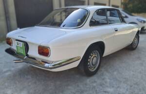 Bild 8/39 von Alfa Romeo Giulia GT 1300 Junior (1970)