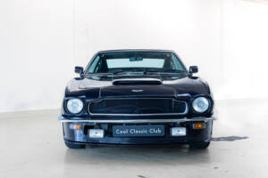 Bild 2/36 von Aston Martin DBS V8 (1972)