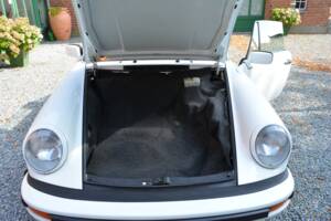 Bild 13/15 von Porsche 911 Carrera 3.2 (1986)