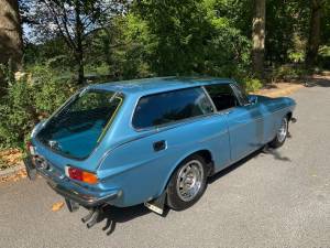 Image 9/38 of Volvo 1800 ES (1972)