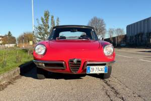 Bild 2/18 von Alfa Romeo 1750 Spider Veloce (1970)