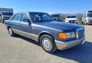 Image 1/50 of Mercedes-Benz 300 SE (1990)