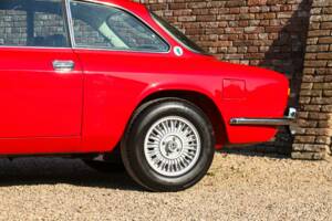 Imagen 9/50 de Alfa Romeo 2000 GT Veloce (1972)