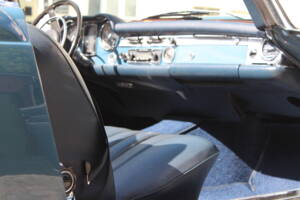 Image 25/83 of Mercedes-Benz 280 SL (1970)