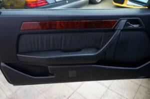Bild 23/35 von Mercedes-Benz E 320 (1993)